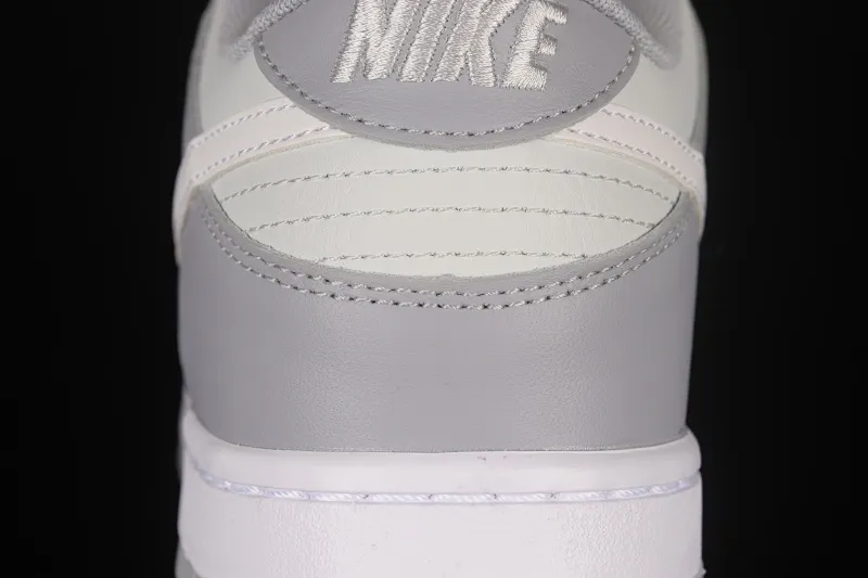 All categories Nk SB Dunk series Nk SB Dunk Low low-top sneakers J version Nk Dunk Low Retro "Grey White" cool gray color SB smashed backboard fashion casual sneakers DJ6188-001